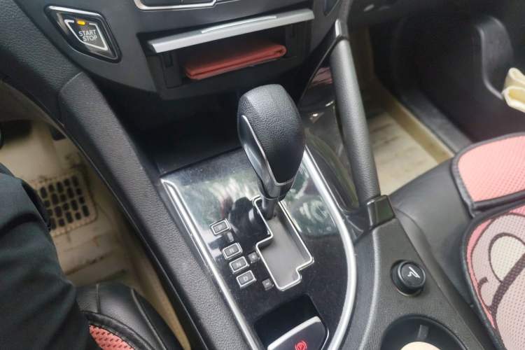 Used Dongfeng Aeolus AX7 2015 2.0L Automatic Zhiyi Trim Gear Lever