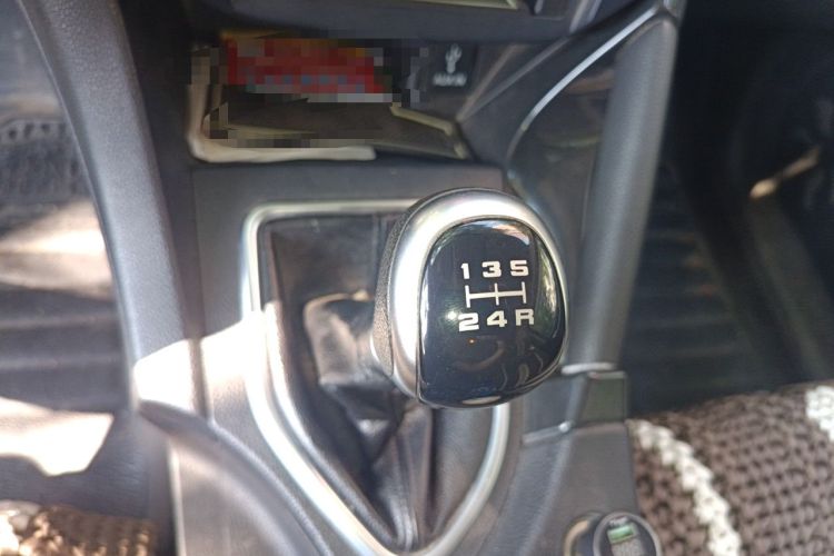 Used Dongfeng Aeolus AX7 2015 2.0L Manual Zhiyue Model Gear Lever