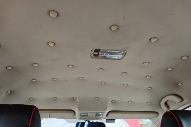 Used Dongfeng Aeolus AX7 2015 2.0L Manual Zhiyue Model Headliner
