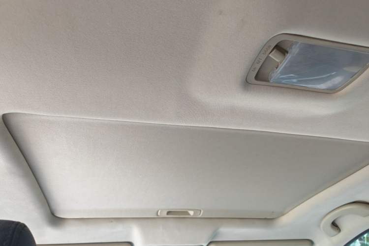 Used Dongfeng Aeolus AX7 2015 2.0L Automatic Zhiyi Trim Headliner