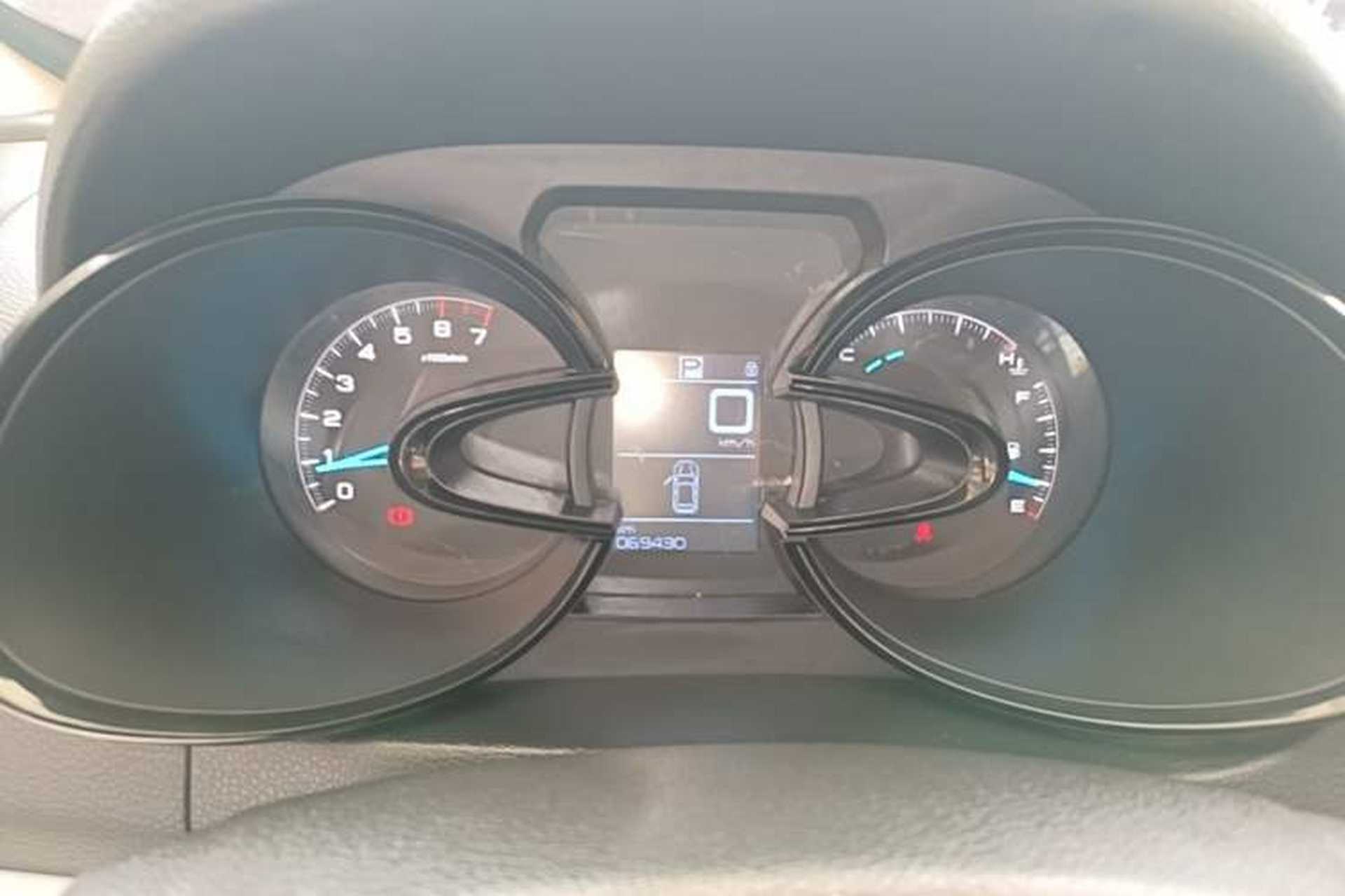 Used Dongfeng Aeolus AX7 2015 2.0L Automatic Zhiyi Trim Instrument Cluster