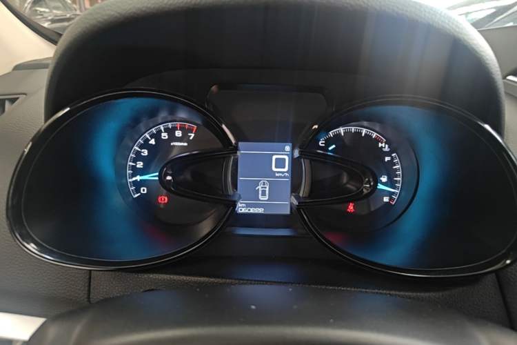 Used Dongfeng Aeolus AX7 2015 2.0L Manual Parade Edition Instrument Cluster
