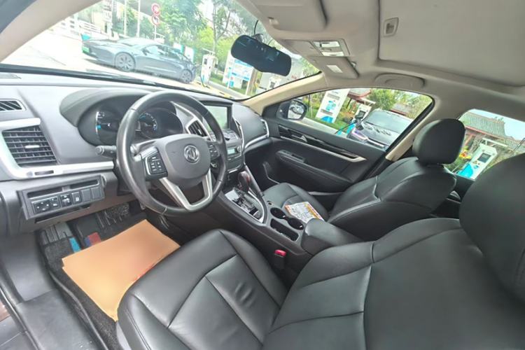 Used Dongfeng Aeolus AX7 2015 2.0L Automatic Zhiyi Trim Interior 4
