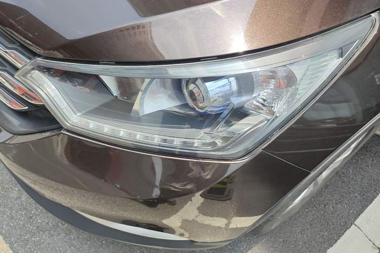 Used Dongfeng Aeolus AX7 2015 2.0L Automatic Zhiyi Trim Left Front Headlight