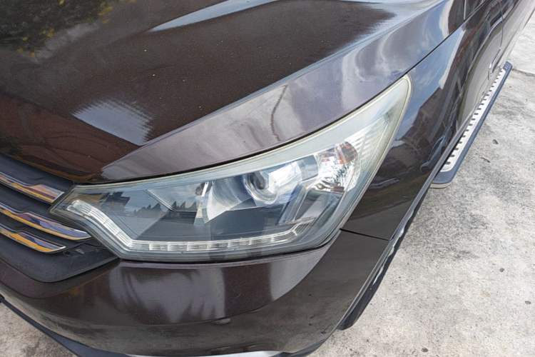 Used Dongfeng Aeolus AX7 2015 2.0L Automatic Zhiyi Trim Left Front Headlight