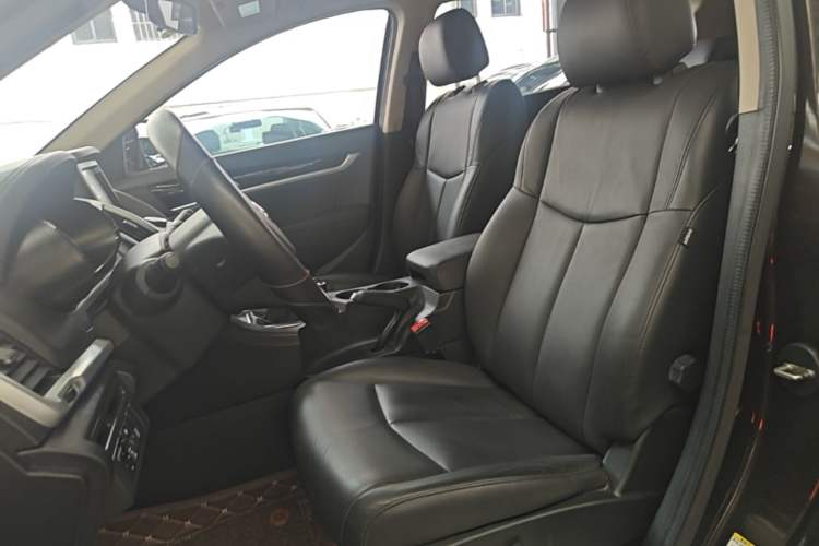 Used Dongfeng Aeolus AX7 2015 2.0L Manual Parade Edition Left Front Seat