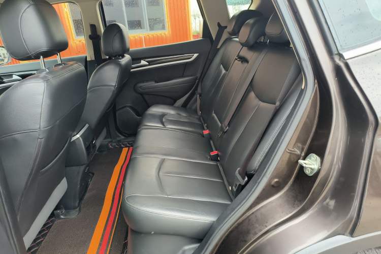 Used Dongfeng Aeolus AX7 2015 2.3L Automatic ZhiZun Version Left Rear Seat