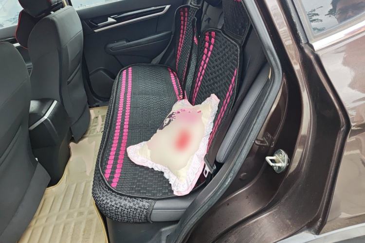 Used Dongfeng Aeolus AX7 2015 2.0L Manual Zhiyue Model Left Rear Seat