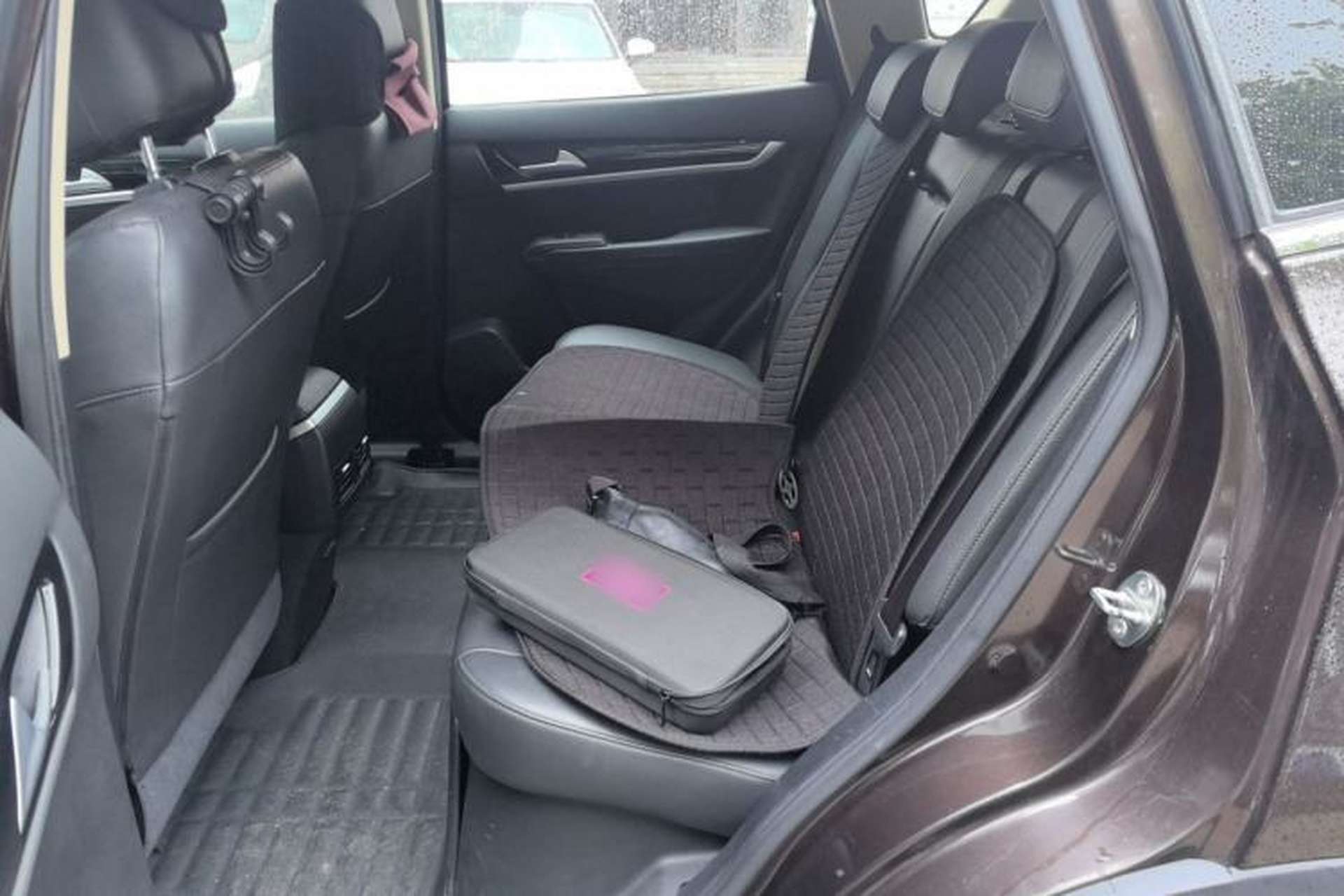 Used Dongfeng Aeolus AX7 2015 2.0L Automatic Zhiyi Trim Left Rear Seat