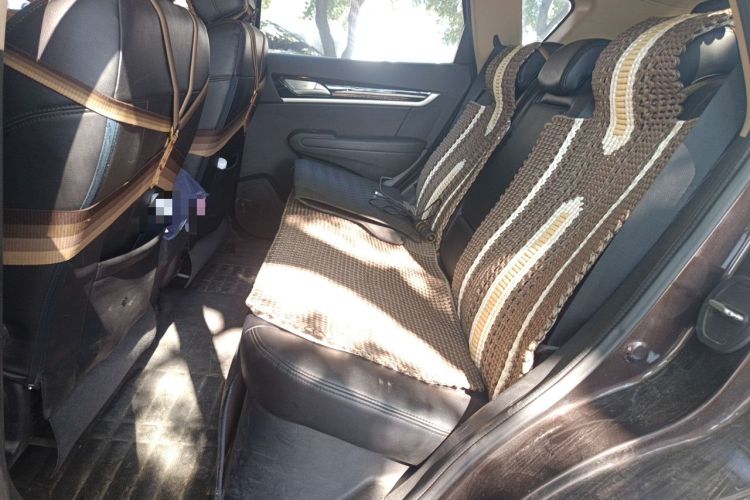 Used Dongfeng Aeolus AX7 2015 2.0L Manual Zhiyue Model Left Rear Seat