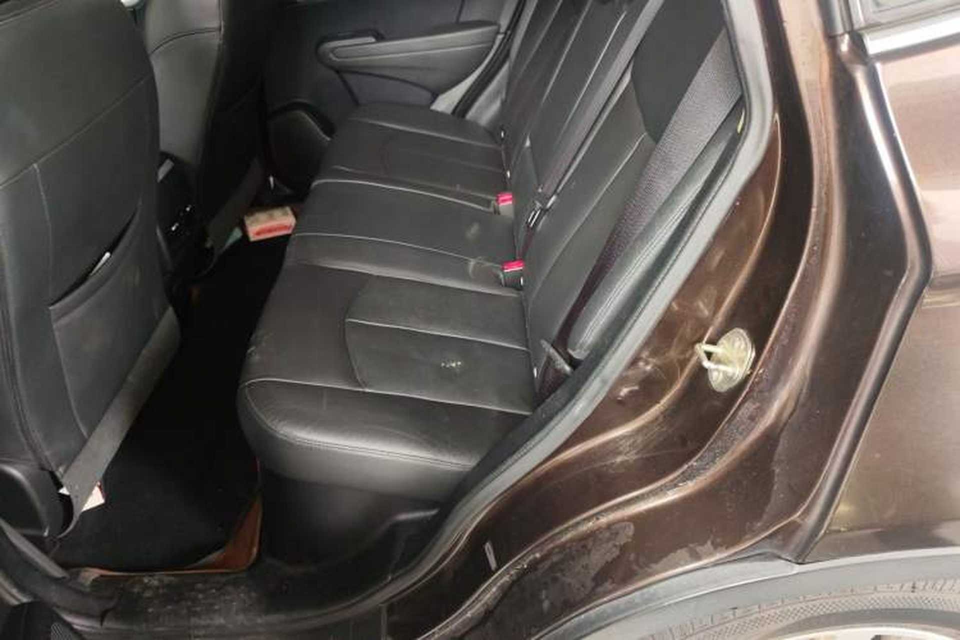 Used Dongfeng Aeolus AX7 2015 2.3L Automatic ZhiZun Version Left Rear Seat