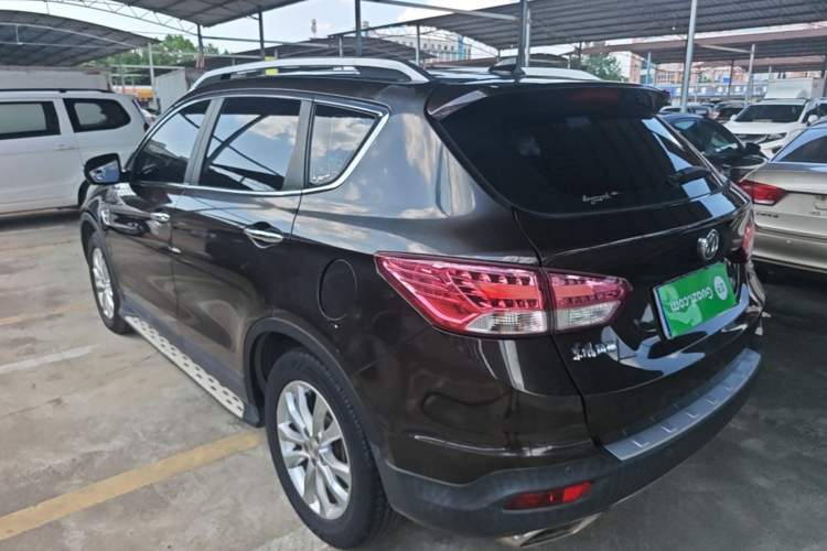 Used Dongfeng Aeolus AX7 2015 2.0L Automatic Zhiyi Trim Rear Left 45 Deg
