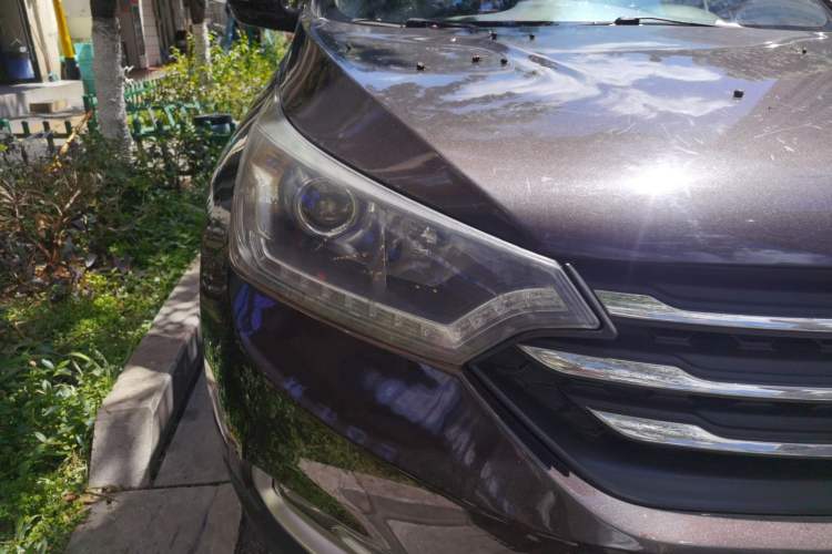 Used Dongfeng Aeolus AX7 2015 2.0L Automatic Zhiyi Trim Right Front Headlight