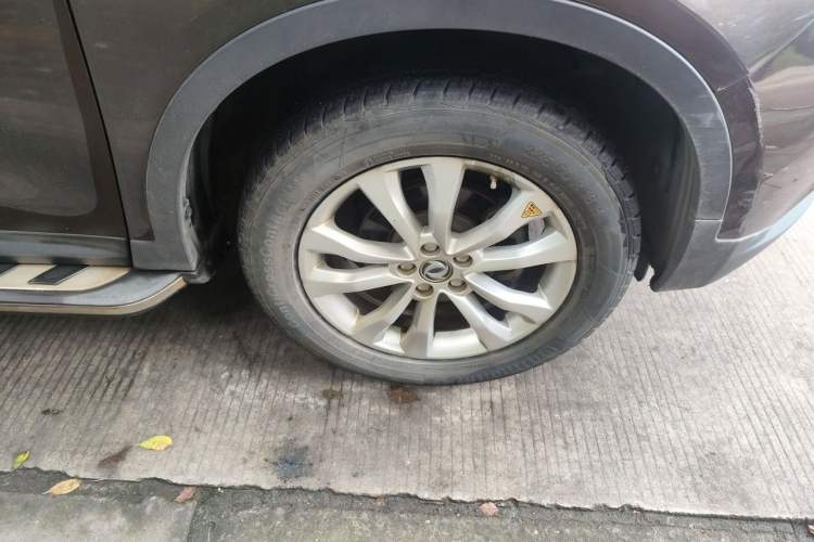 Used Dongfeng Aeolus AX7 2015 2.0L Automatic Zhiyi Trim Right Front Wheel Hub