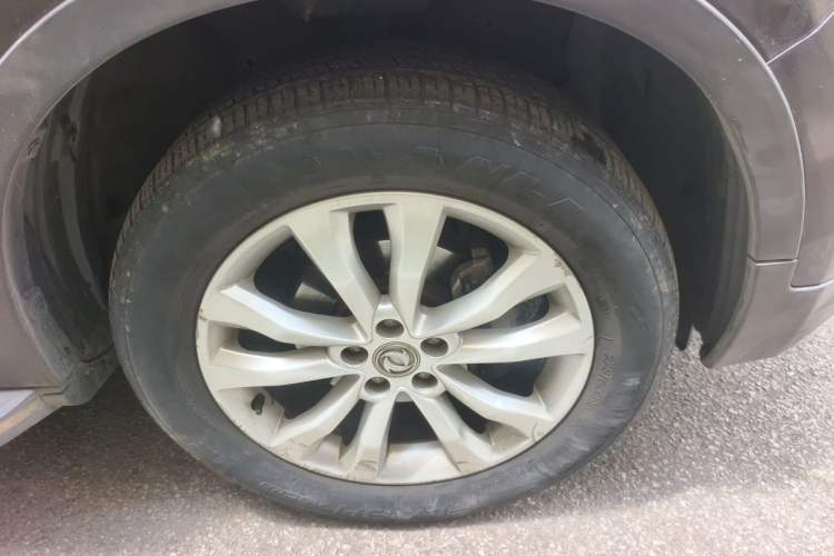 Used Dongfeng Aeolus AX7 2015 2.0L Automatic Zhiyi Trim Right Front Wheel Hub