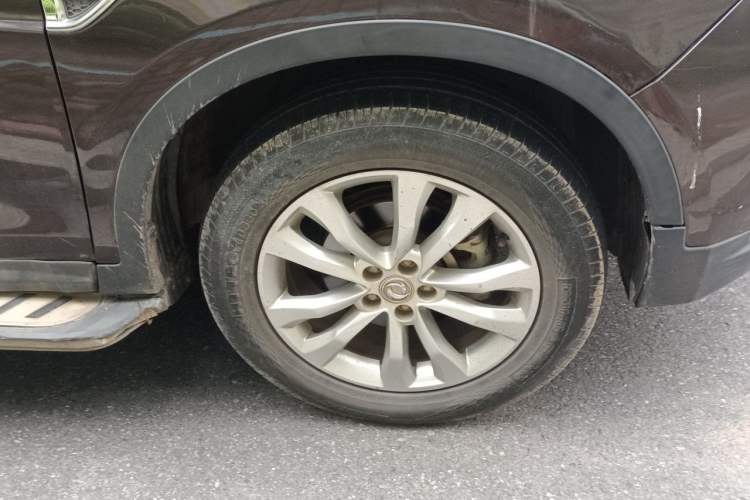 Used Dongfeng Aeolus AX7 2015 2.0L Automatic Zhiyi Trim Right Front Wheel Hub