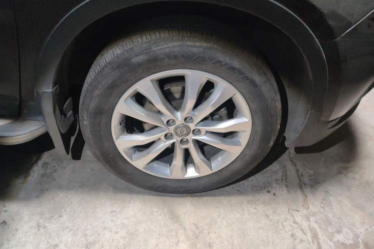 Used Dongfeng Aeolus AX7 2015 2.0L Automatic Zhiyi Trim Right Front Wheel Hub