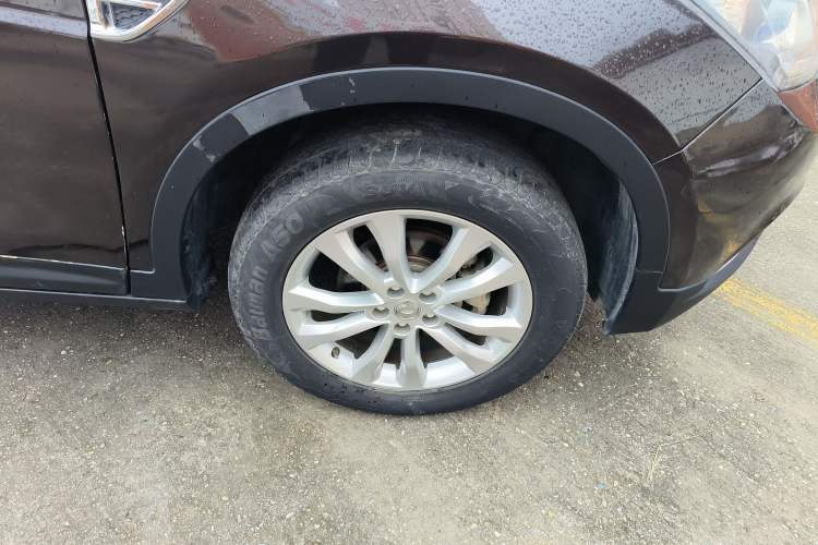 Used Dongfeng Aeolus AX7 2015 2.3L Automatic ZhiZun Version Right Rear Wheel Hub