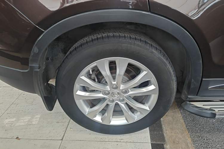 Used Dongfeng Aeolus AX7 2015 2.0L Manual Parade Edition Right Rear Wheel Hub