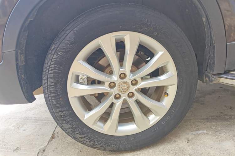 Used Dongfeng Aeolus AX7 2015 2.0L Automatic Zhiyi Trim Right Rear Wheel Hub