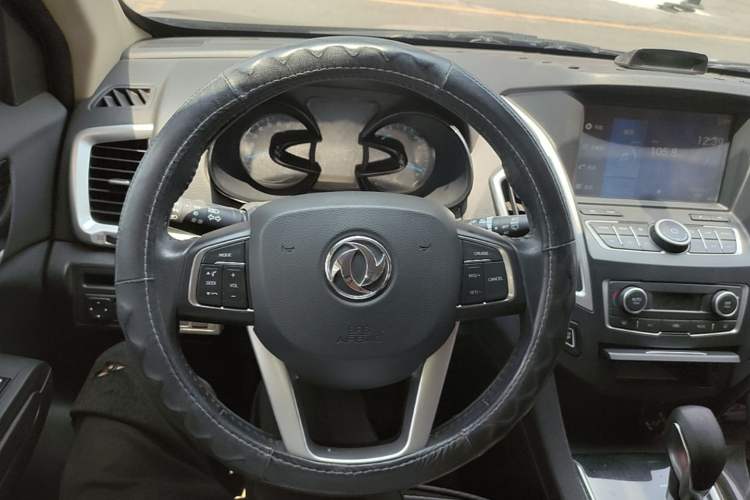 Used Dongfeng Aeolus AX7 2015 2.0L Automatic Zhiyi Trim Steering Wheel