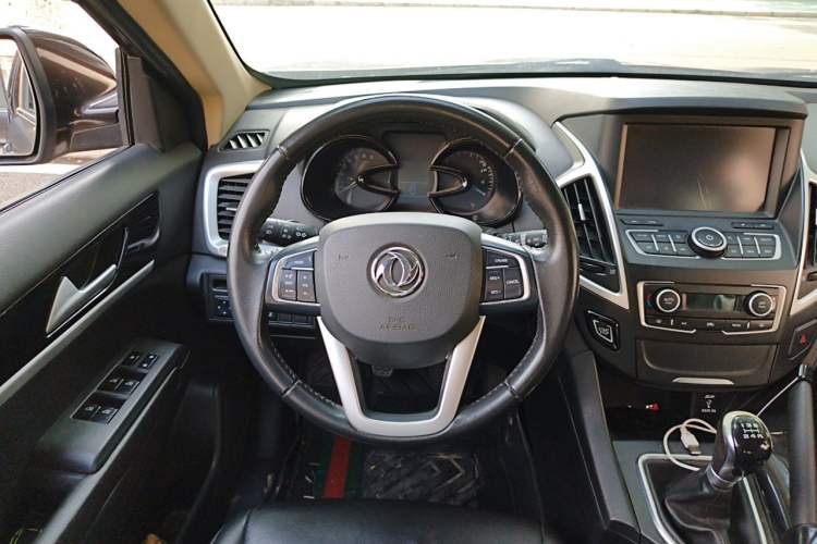 Used Dongfeng Aeolus AX7 2015 2.0L Manual Zhiyi Trim Steering Wheel