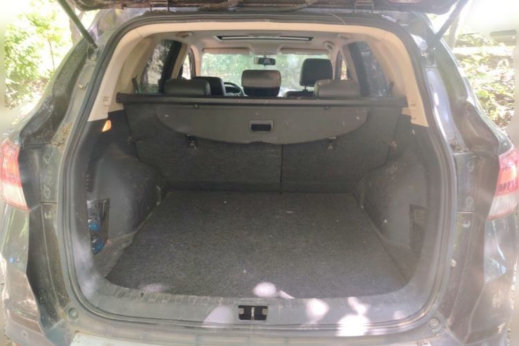 Used Dongfeng Aeolus AX7 2015 2.0L Manual Zhiyi Trim Trunk