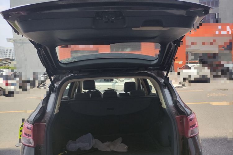 Used Dongfeng Aeolus AX7 2015 2.0L Automatic Zhiyi Trim Trunk