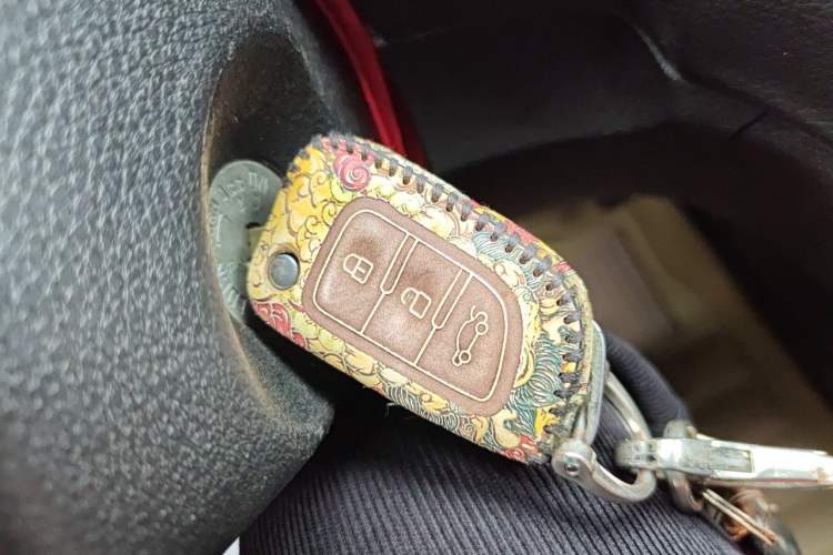 Used Dongfeng Aeolus AX7 2015 2.0L Manual Zhiyue Model Vehicle Key