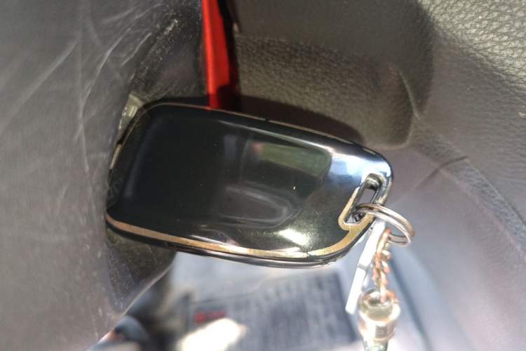 Used Dongfeng Aeolus AX7 2015 2.0L Manual Zhiyue Model Vehicle Key