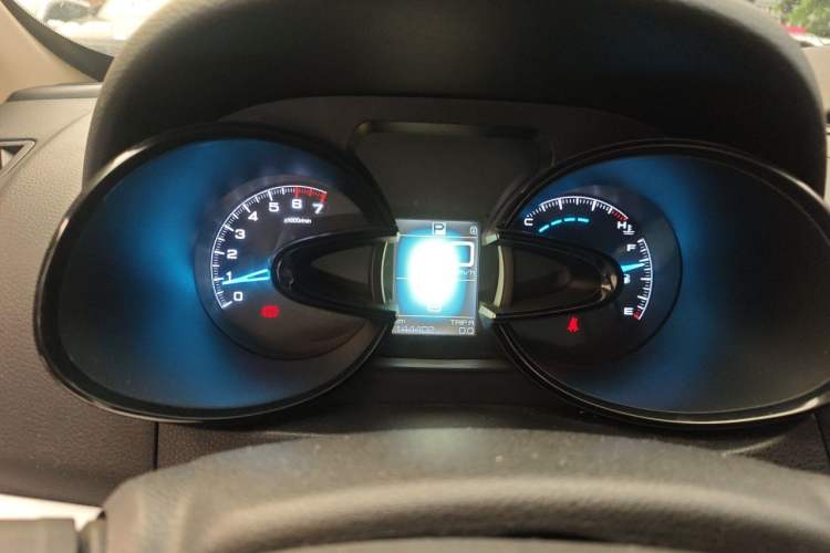 Used Dongfeng Aeolus AX7 2015 2.0L Automatic Zhiyi Trim Instrument Cluster