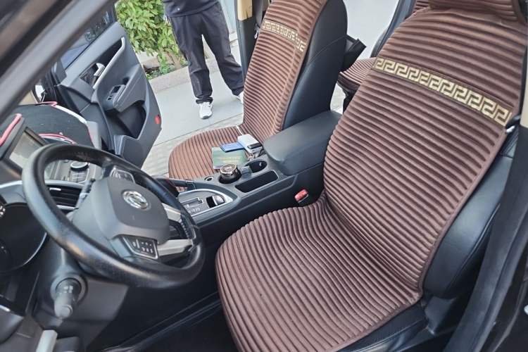 Used Dongfeng Aeolus AX7 2015 2.3L Automatic ZhiZun Version Left Front Seat