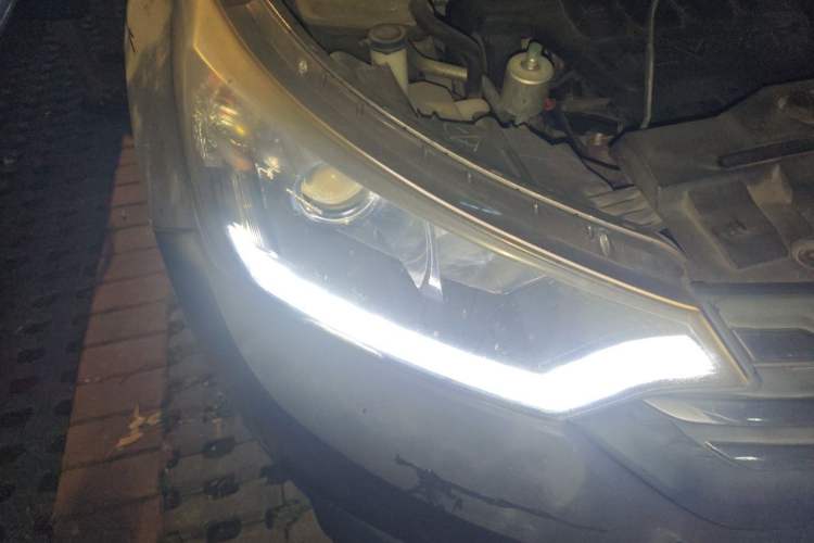 Used Dongfeng Aeolus AX7 2015 2.0L Automatic Zhiyi Trim Right Front Headlight