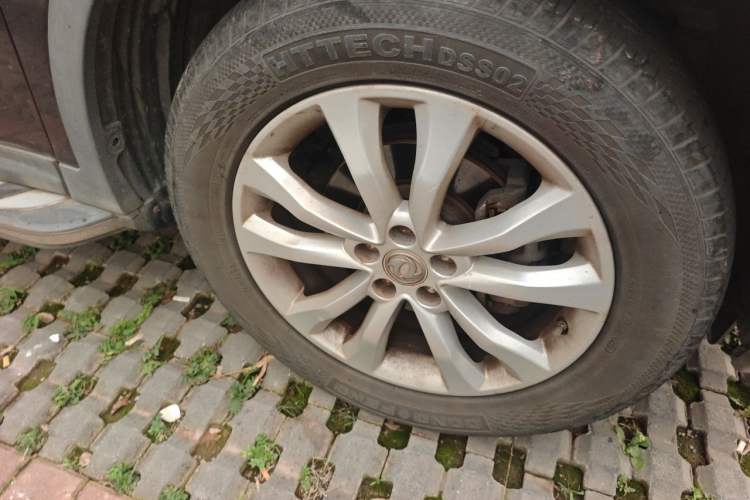 Used Dongfeng Aeolus AX7 2015 2.0L Automatic Zhiyi Trim Right Front Wheel Hub