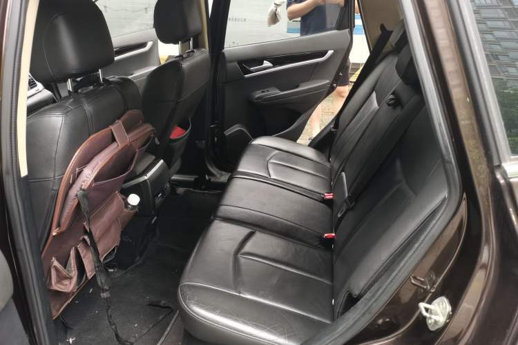 Used Dongfeng Aeolus AX7 2015 2.0L Automatic Zhiyi Trim Left Rear Seat