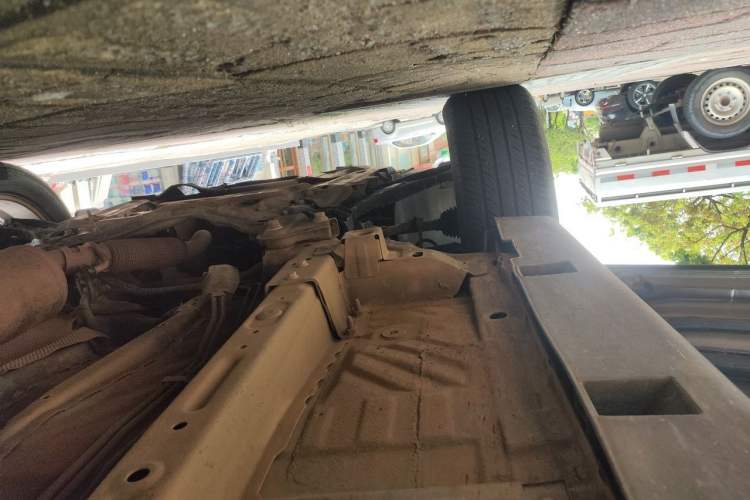 Used Dongfeng Aeolus AX7 2015 2.0L Manual Zhiyi Trim Chassis Rear Right