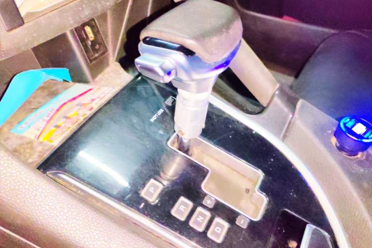 Used Dongfeng Aeolus AX7 2015 2.0L Automatic Zhiyi Trim Gear Lever