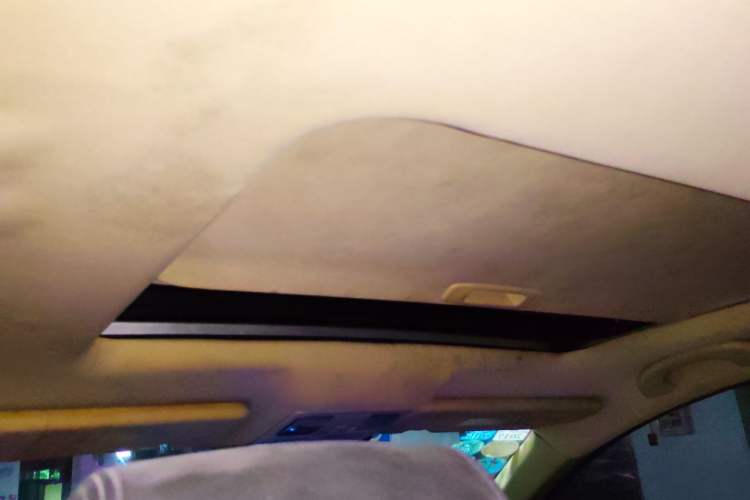 Used Dongfeng Aeolus AX7 2015 2.0L Automatic Zhiyi Trim Headliner