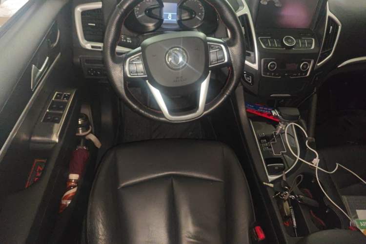 Used Dongfeng Aeolus AX7 2015 2.0L Automatic Zhiyi Trim Steering Wheel
