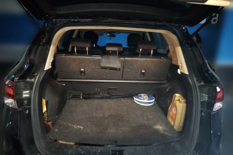 Used Dongfeng Aeolus AX7 2015 2.0L Manual Zhiyi Trim Trunk