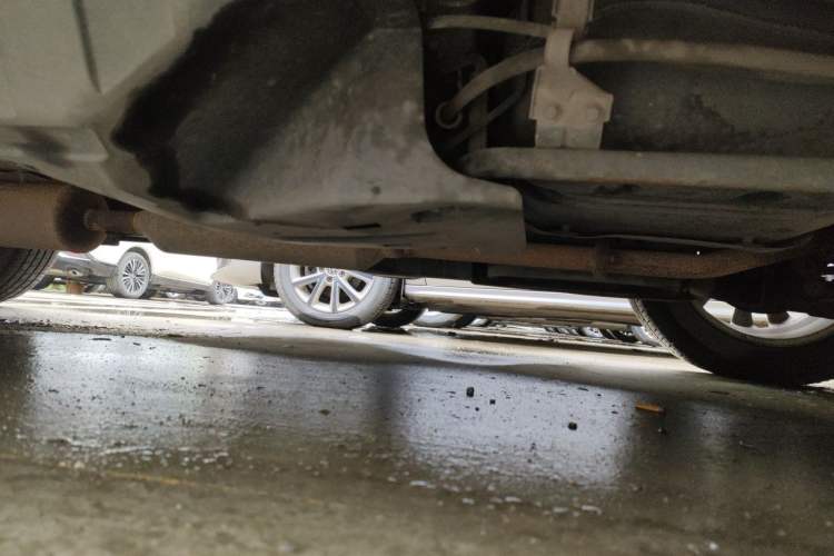 Used Dongfeng Aeolus AX7 2015 2.0L Automatic Zhiyi Trim Chassis Rear Left