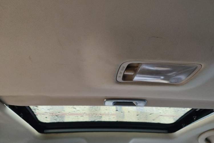 Used Dongfeng Aeolus AX7 2015 2.0L Automatic Zhiyi Trim Headliner