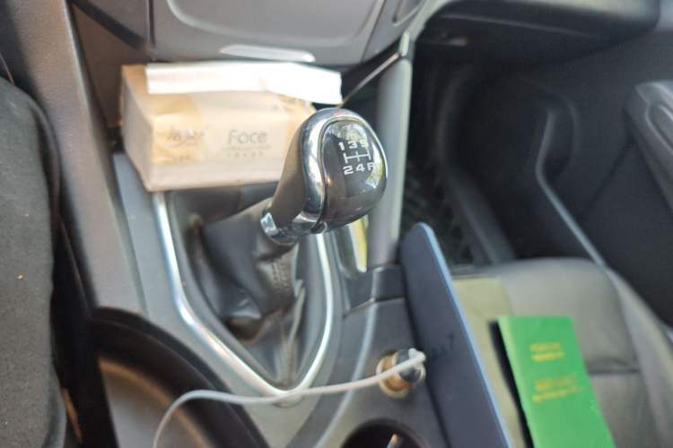 Used Dongfeng Aeolus AX7 2015 2.0L Manual Parade Edition Gear Lever