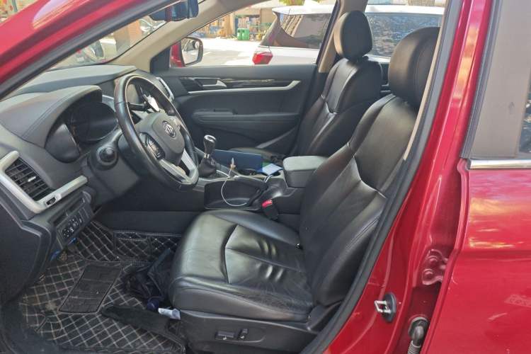 Used Dongfeng Aeolus AX7 2015 2.0L Manual Parade Edition Left Front Seat