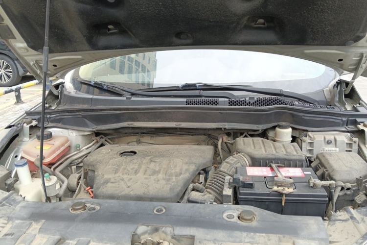 Used Dongfeng Aeolus AX7 2015 2.0L Automatic Zhiyi Trim Engine Bay
