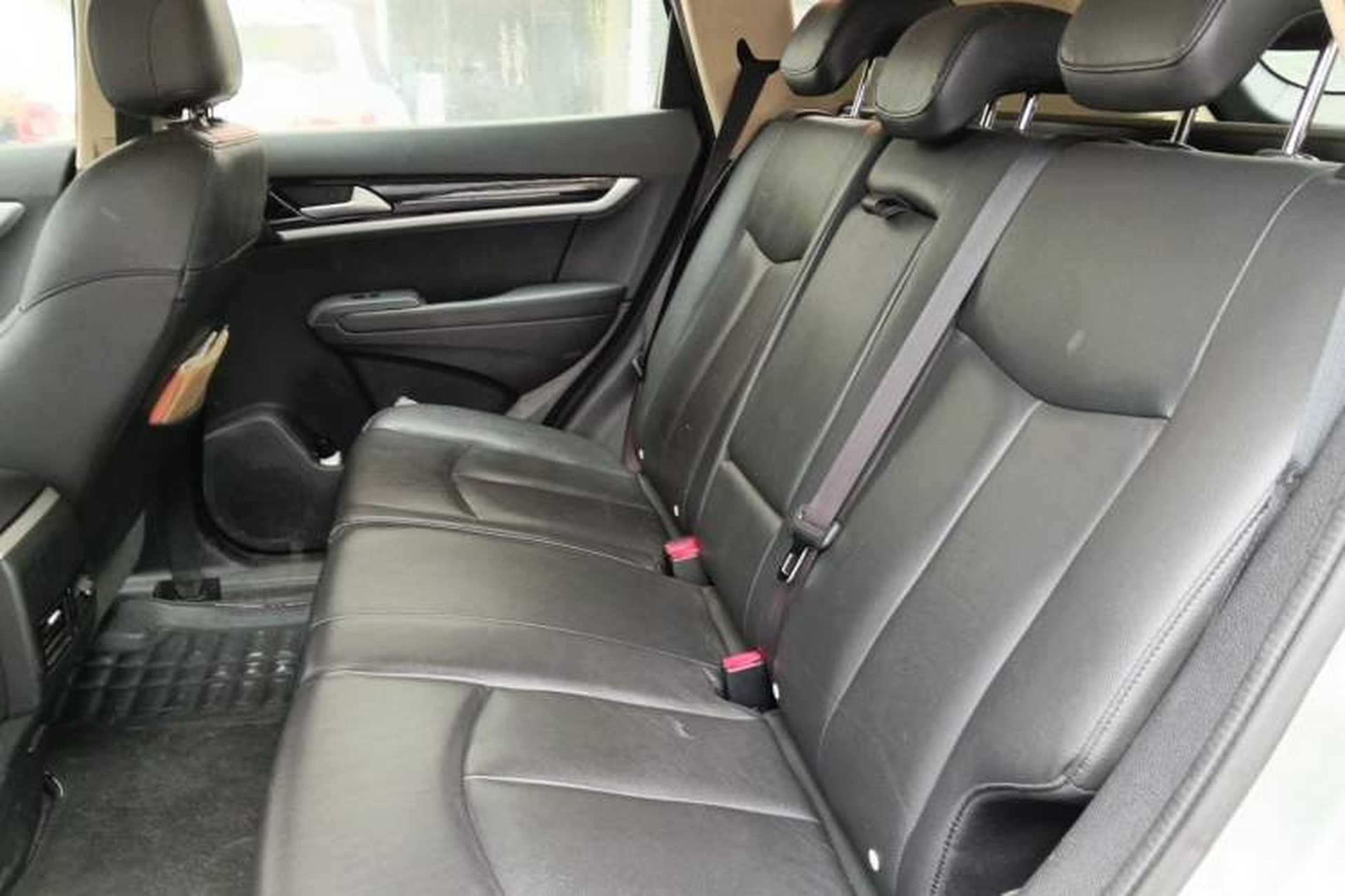 Used Dongfeng Aeolus AX7 2015 2.0L Automatic Zhiyi Trim Left Rear Seat