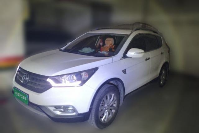 Used Dongfeng Aeolus AX7 2015 2.0L Manual Zhiyi Trim