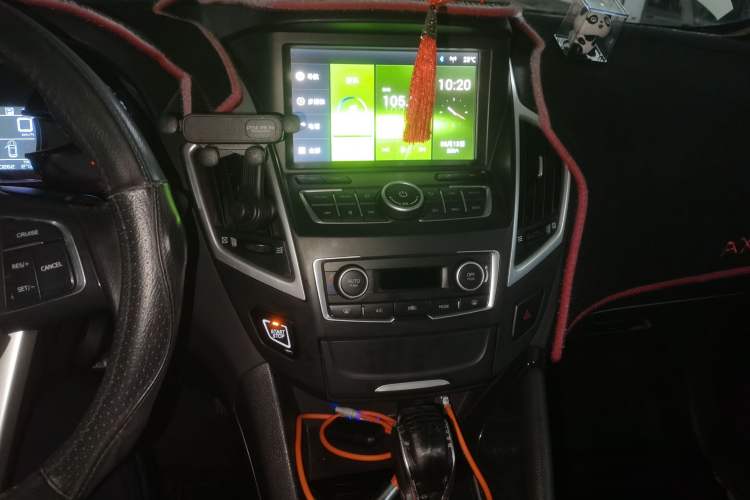 Used Dongfeng Aeolus AX7 2015 2.0L Automatic Zhiyi Trim Audio And AC Panel