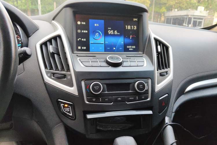 Used Dongfeng Aeolus AX7 2015 2.0L Automatic Zhiyi Trim Audio And AC Panel