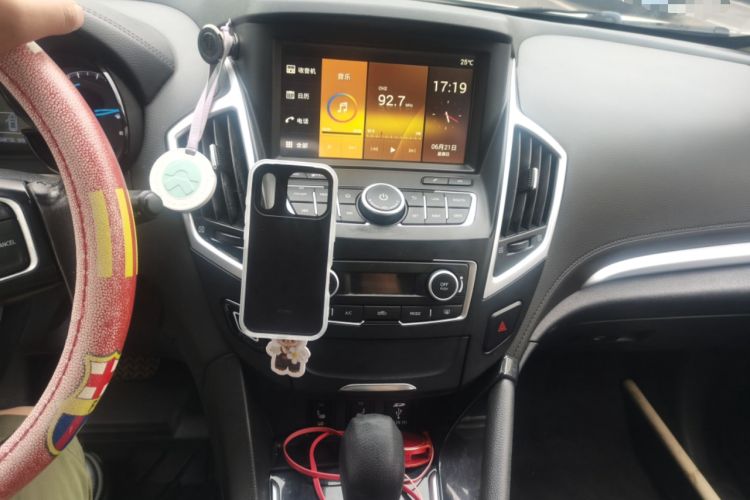 Used Dongfeng Aeolus AX7 2015 2.3L Automatic ZhiZun Version Audio And AC Panel